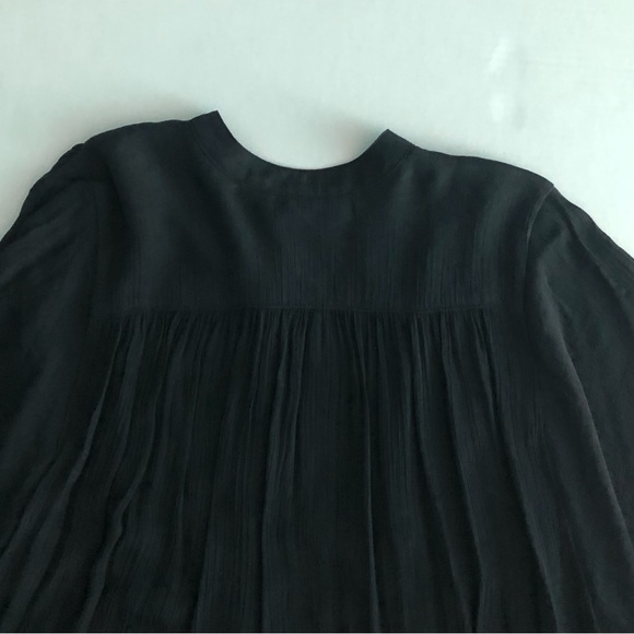 Black Long Sleeve Pleaded Loose Fit Top - Picture 10 of 12